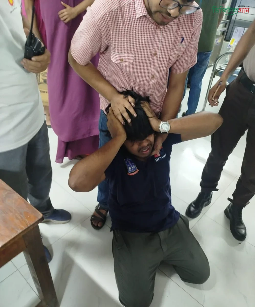 সাংবাদিক আহত