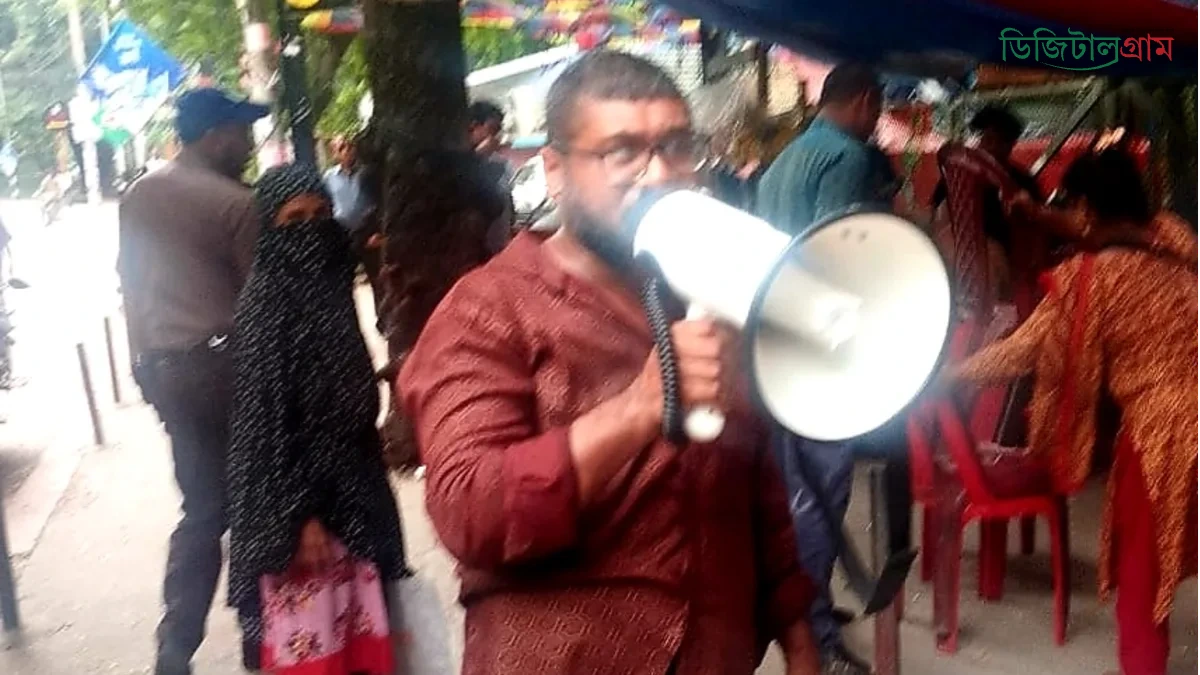 ধানমন্ডি লেকে ডিএসসিসির উচ্ছেদ অভিযান: অবৈধ স্থাপনা অপসারণ, জরিমানা আদায়